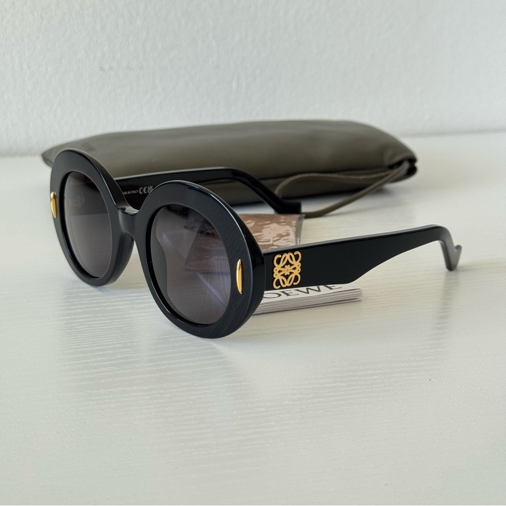 New! Loewe Black Round Sunglasses LW40146I 01A, Authentic